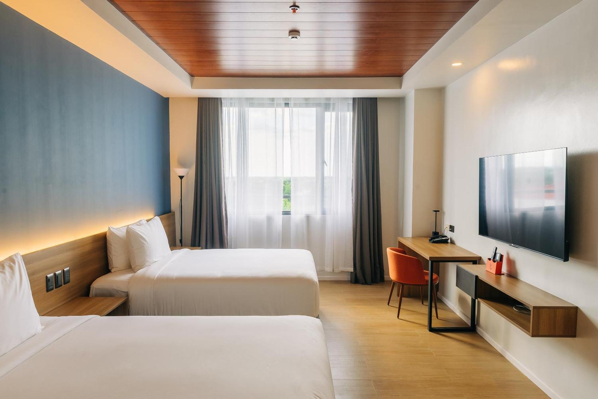 Levo Hotel Urdaneta Buitenkant foto