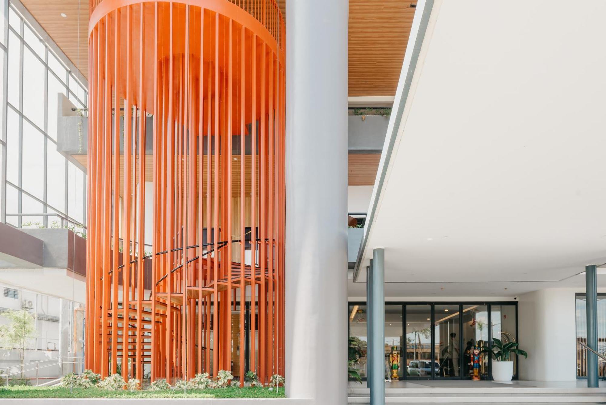 Levo Hotel Urdaneta Buitenkant foto